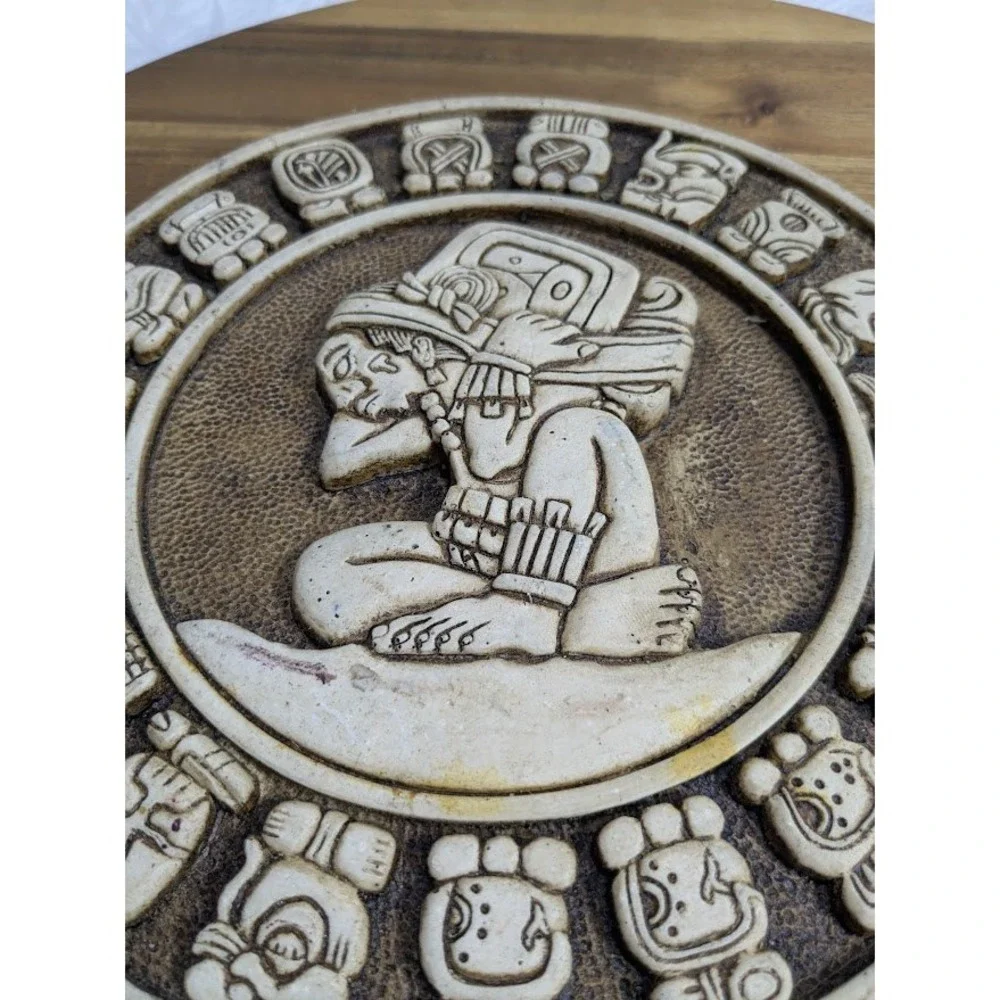 Vintage Mayan Aztec Calendar Sun Stone Wall Plaque Decor Relief Sculpture 10in